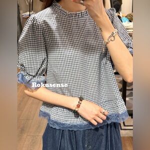 Boutique Blue checkered lace blouse